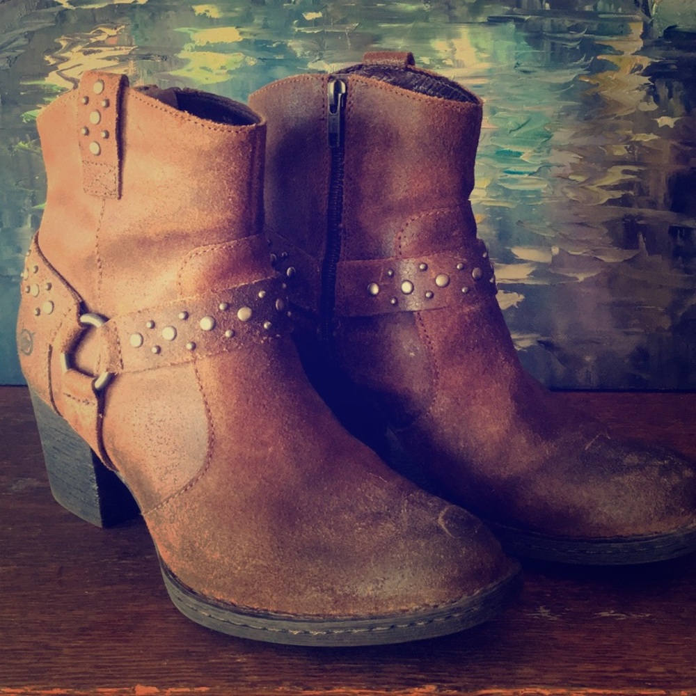 Born booties!